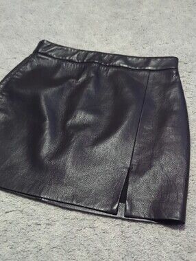 Wilfred Patio Mini Skirt - Vegan Leather